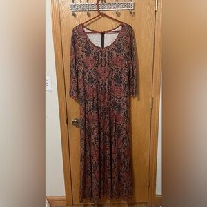 Soft Surroundings Floral Patterned Maxi Dress